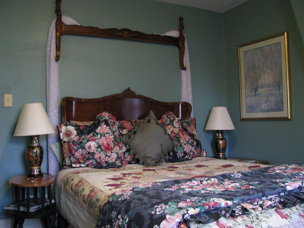 Fair Street Guest House Tour de Tour de Newport Extérieur photo