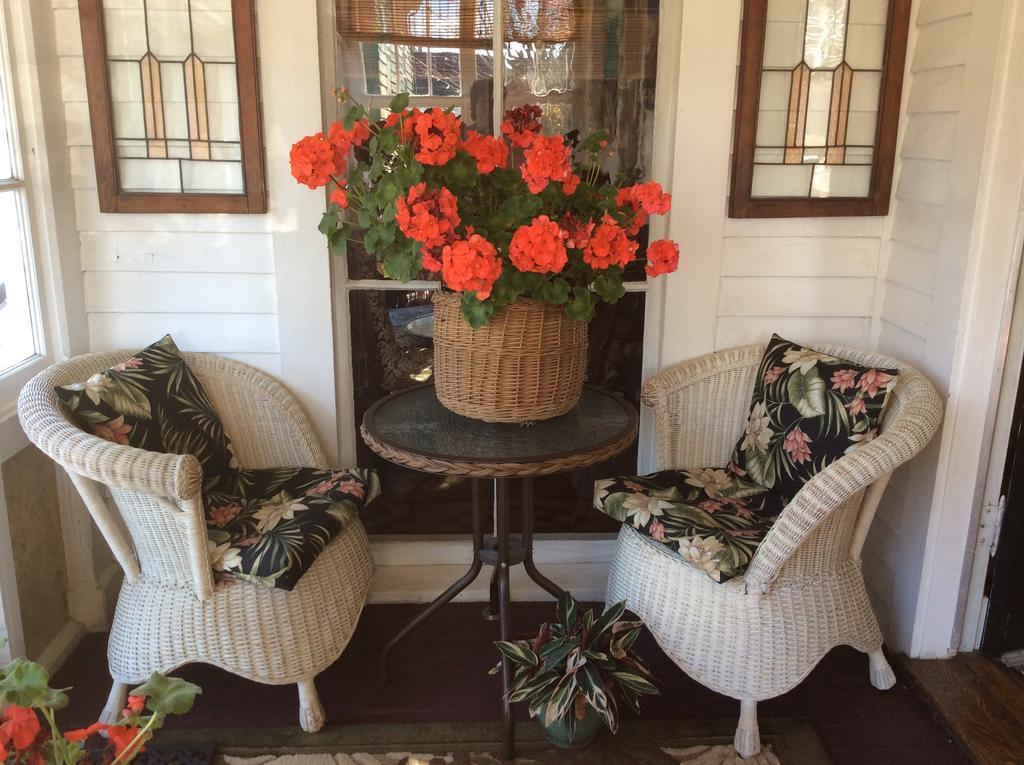 Fair Street Guest House Tour de Tour de Newport Extérieur photo