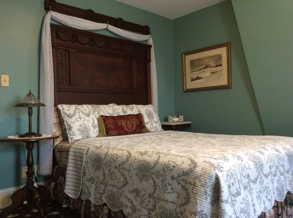 Fair Street Guest House Tour de Tour de Newport Extérieur photo